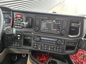 R580 V8 XT / 6x2 BOOGIE / RETARDER / HYDRAULIC / 80T